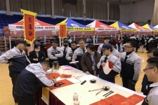 j9九游会官方网站年俗活动送专“鼠”年味儿啦