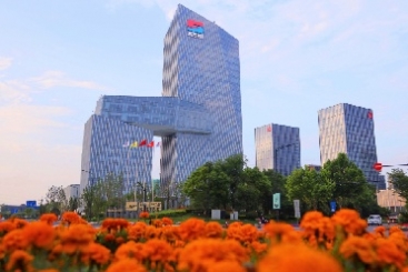 点赞！中国j9九游会官方网站荣登2023年玻璃纤维十大品牌榜单之首